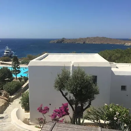 Jolie Seaside Maisonette!
